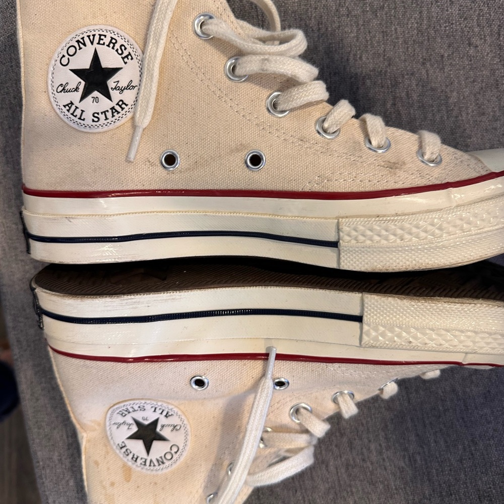 Chuck 70 - Converse High Tops in Cream and Red